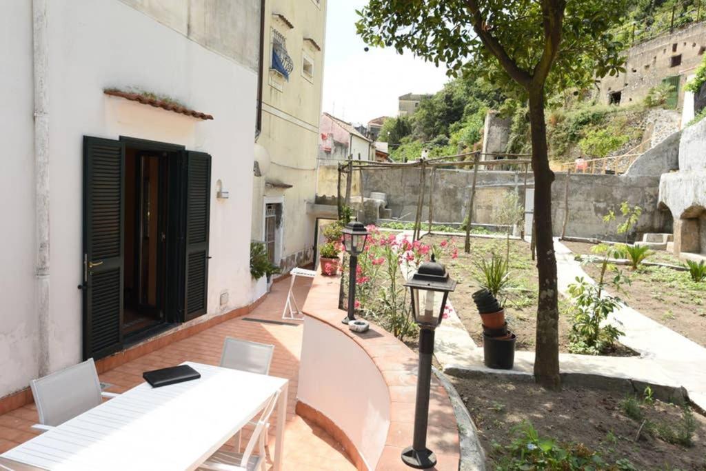 Casa Annali - House And Garden By The Amalfi Coast Βίλα Maiori Εξωτερικό φωτογραφία
