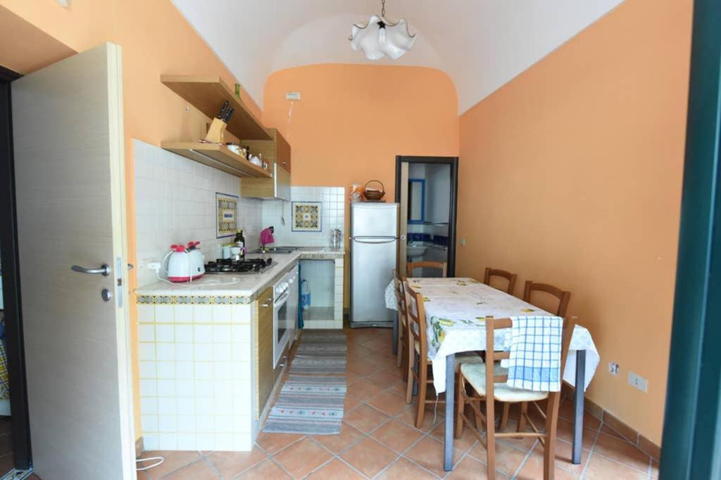 Casa Annali - House And Garden By The Amalfi Coast Βίλα Maiori Εξωτερικό φωτογραφία